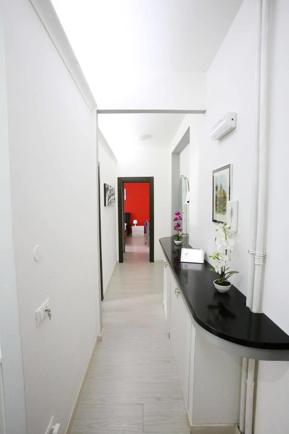 Iris Room Рим Екстериор снимка